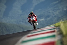 kaiyun官方网站-姆巴佩续约巴黎圣日耳曼至2026年，姆巴佩签约巴黎